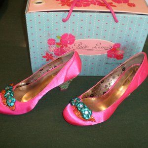 FABULOUS POETIC LICENSE “Field of Daisies” Pink Heels 7.5M